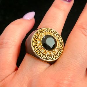 Lua Si3phia Kiam Family ring